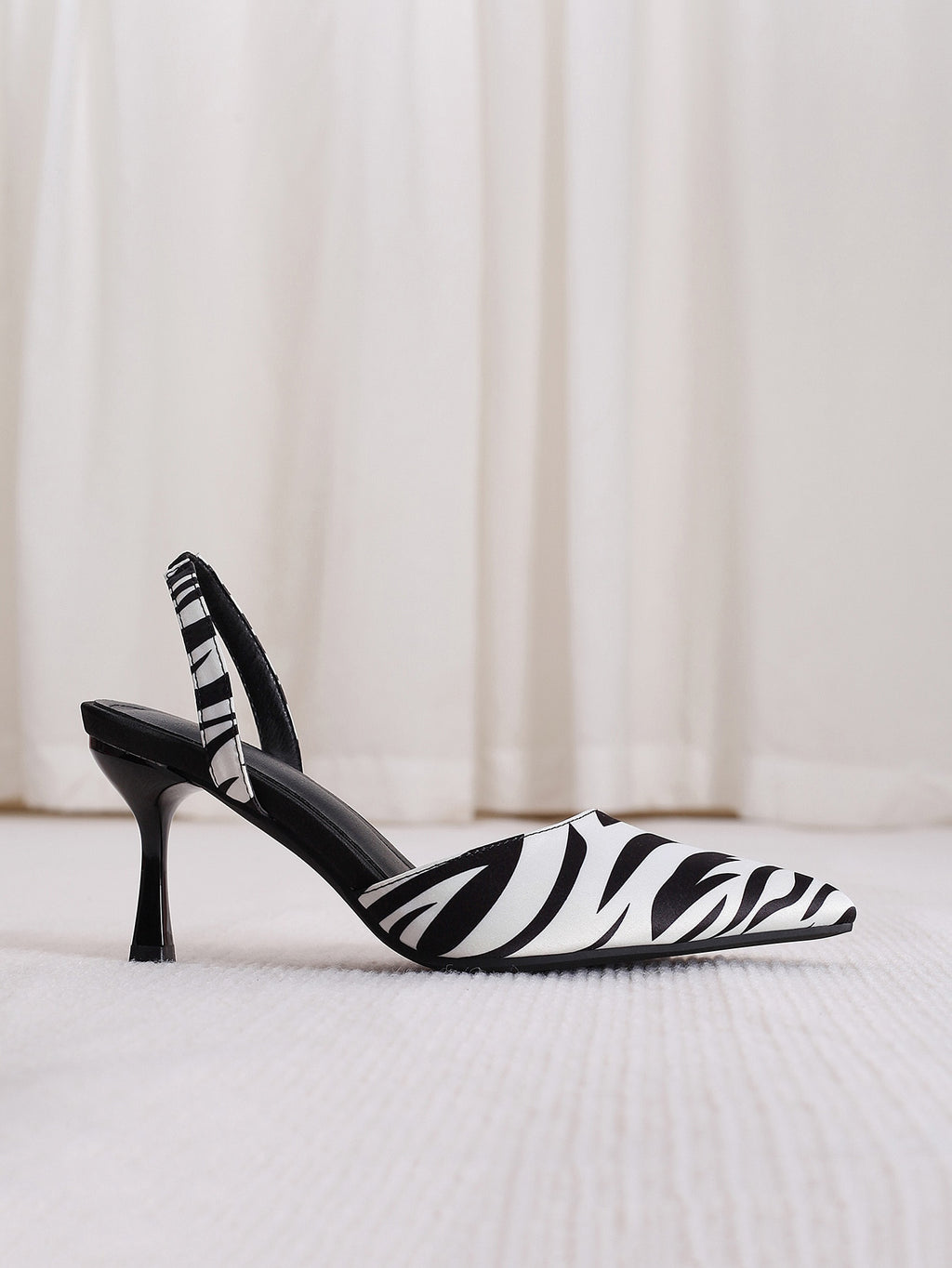 Zebra Stripe Satin Point Toe Pyramid Heeled Slingback Pumps, Women's Elegant Zebra-Print High Heeled Shoes With Black And White Slingback Strap, Elegant, Party