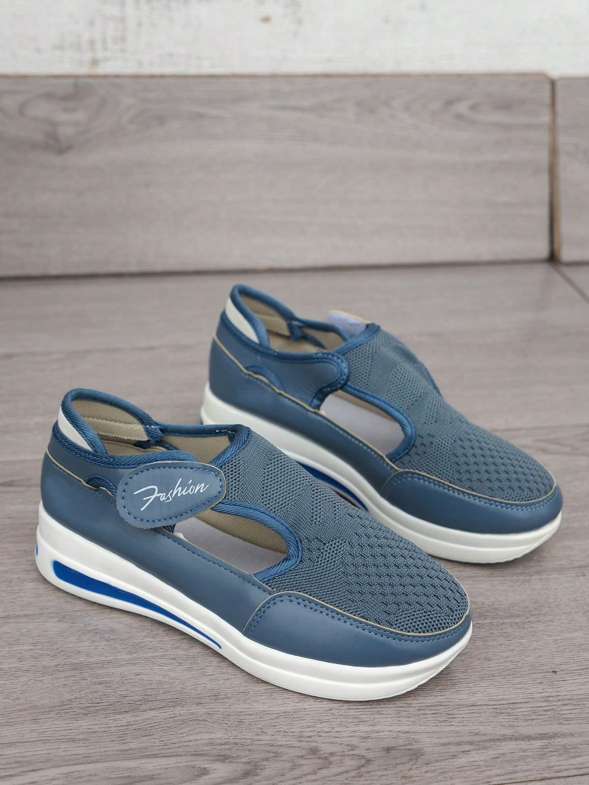 Mesh High-Top Casual Sneakers