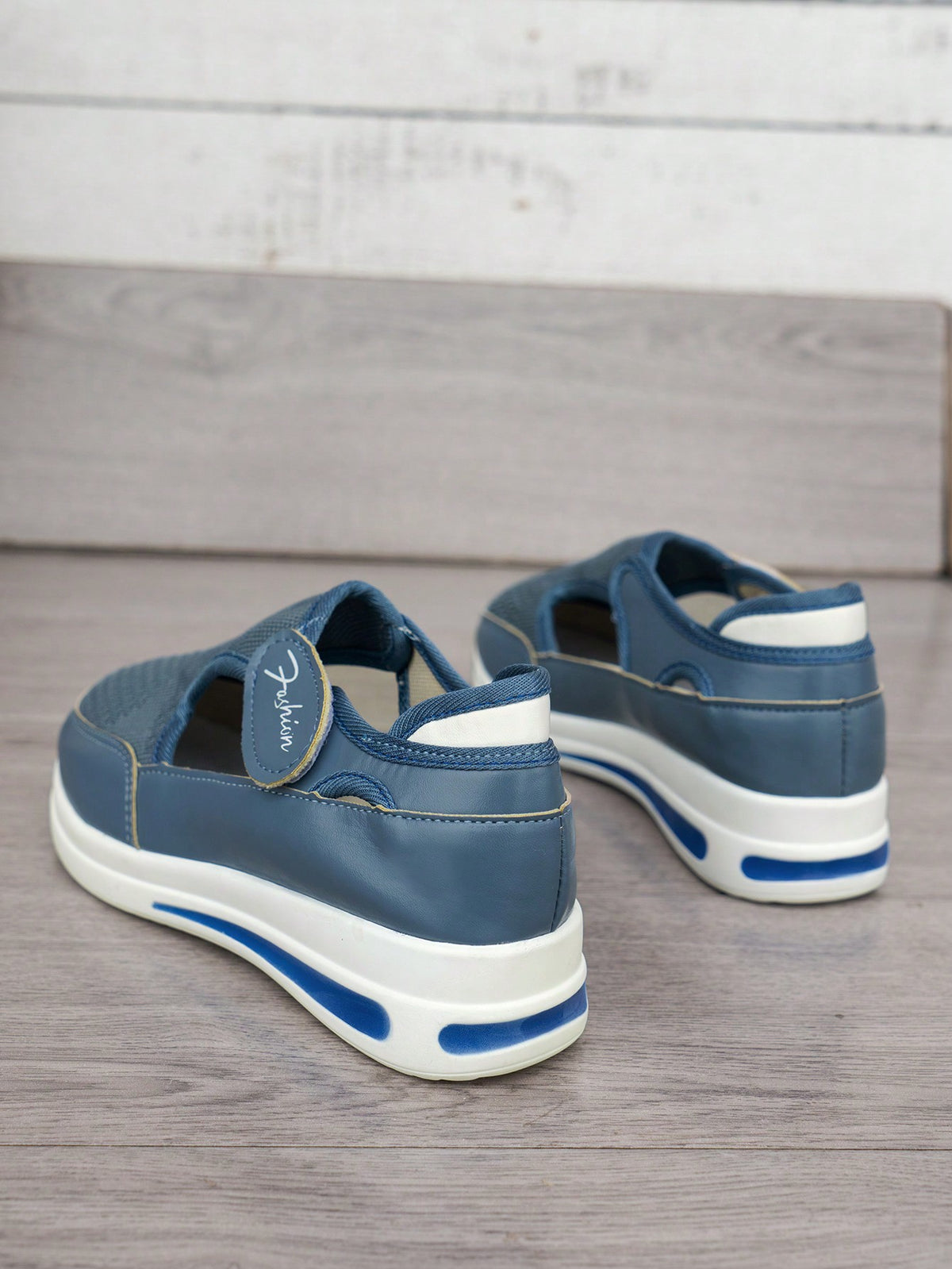 Mesh High-Top Casual Sneakers