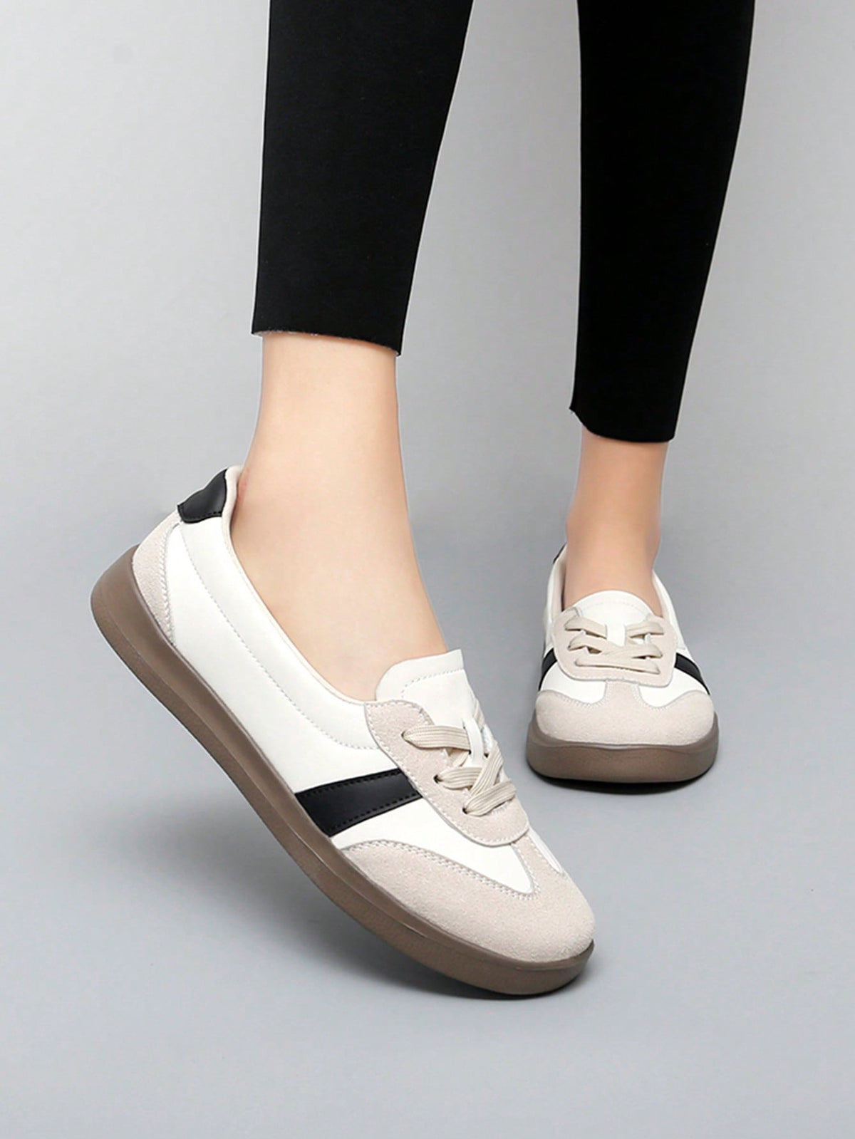 Women's Lightweight Comfort Shoes