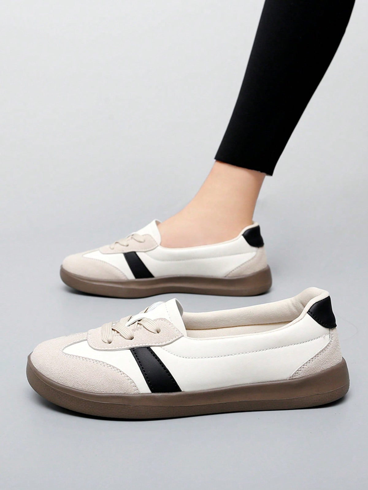 Women's Lightweight Comfort Shoes