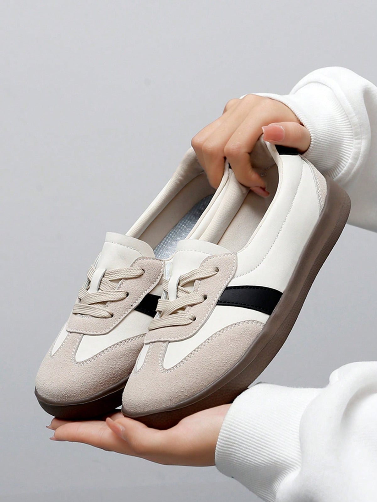 Women's Lightweight Comfort Shoes