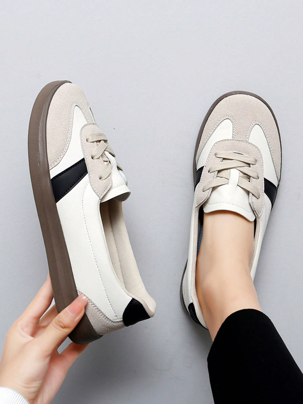 Women's Lightweight Comfort Shoes