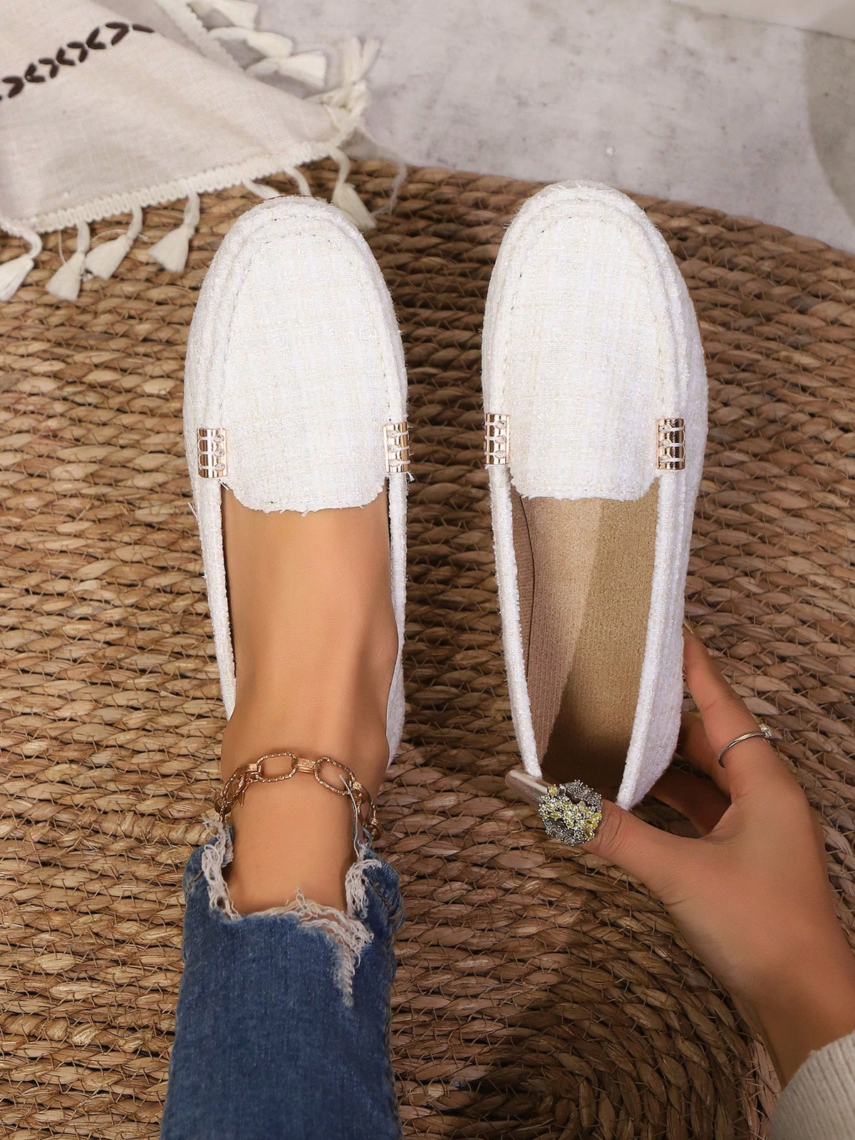 Plus Size Metal Buckle Round Toe Flats