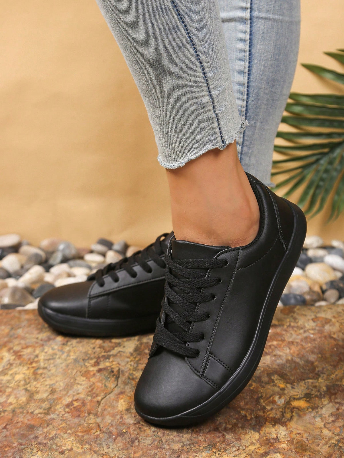 Wide Toe Barefoot Shoes