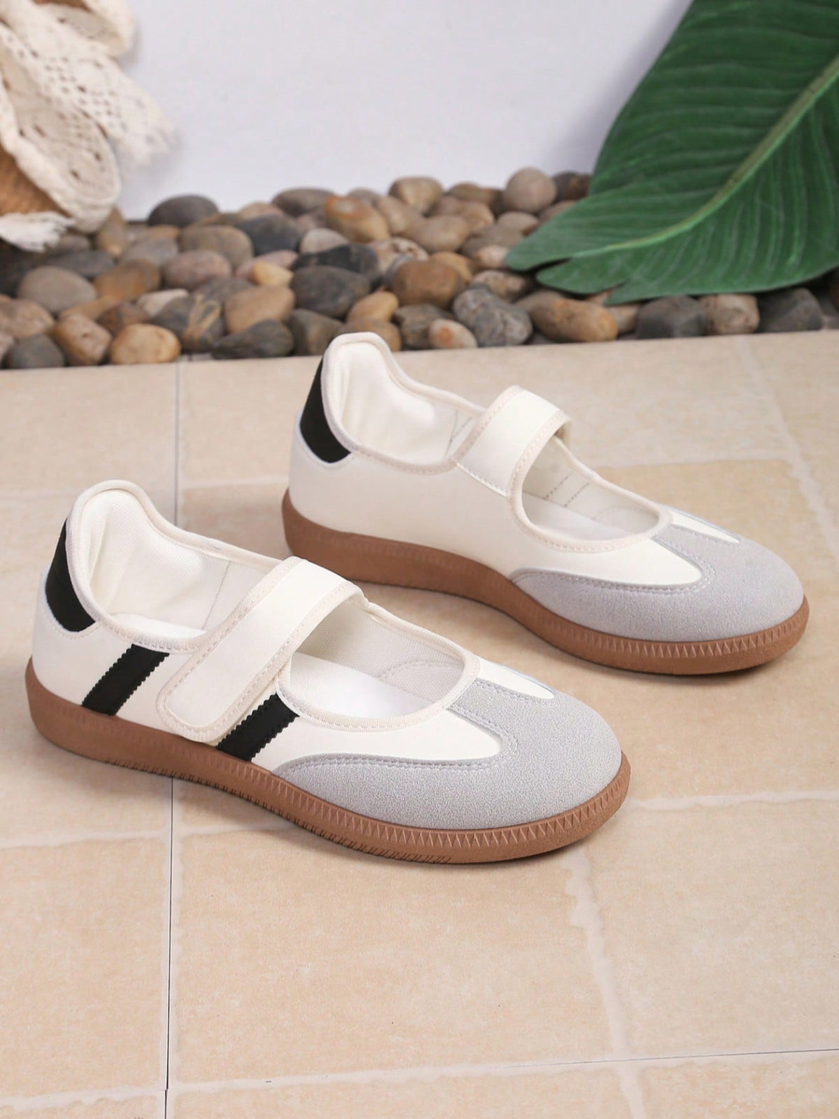 Women's Color-Block Hook & Loop Sneakers