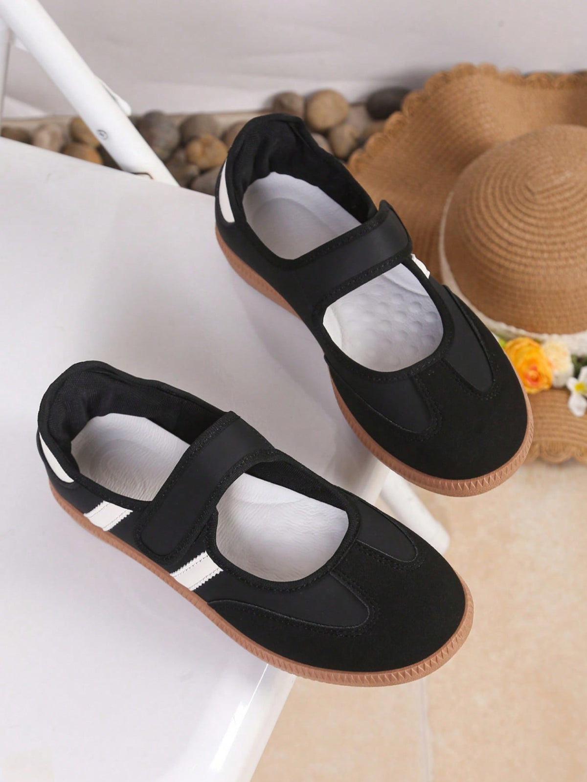 Women's Color-Block Hook & Loop Sneakers