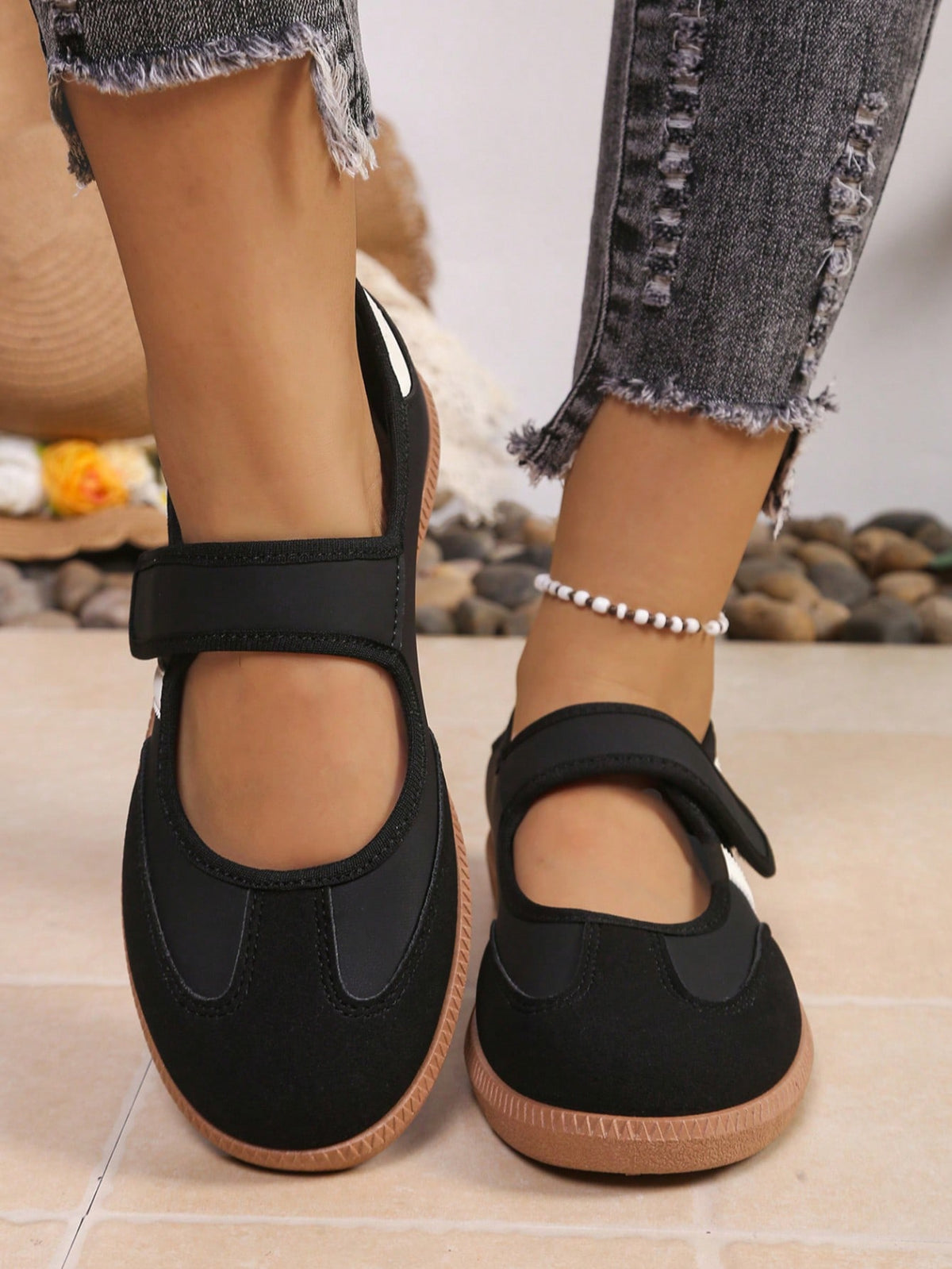 Women's Color-Block Hook & Loop Sneakers
