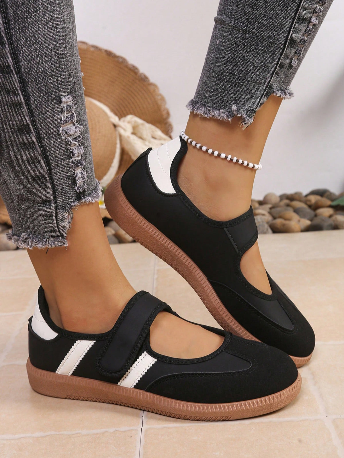 Women's Color-Block Hook & Loop Sneakers